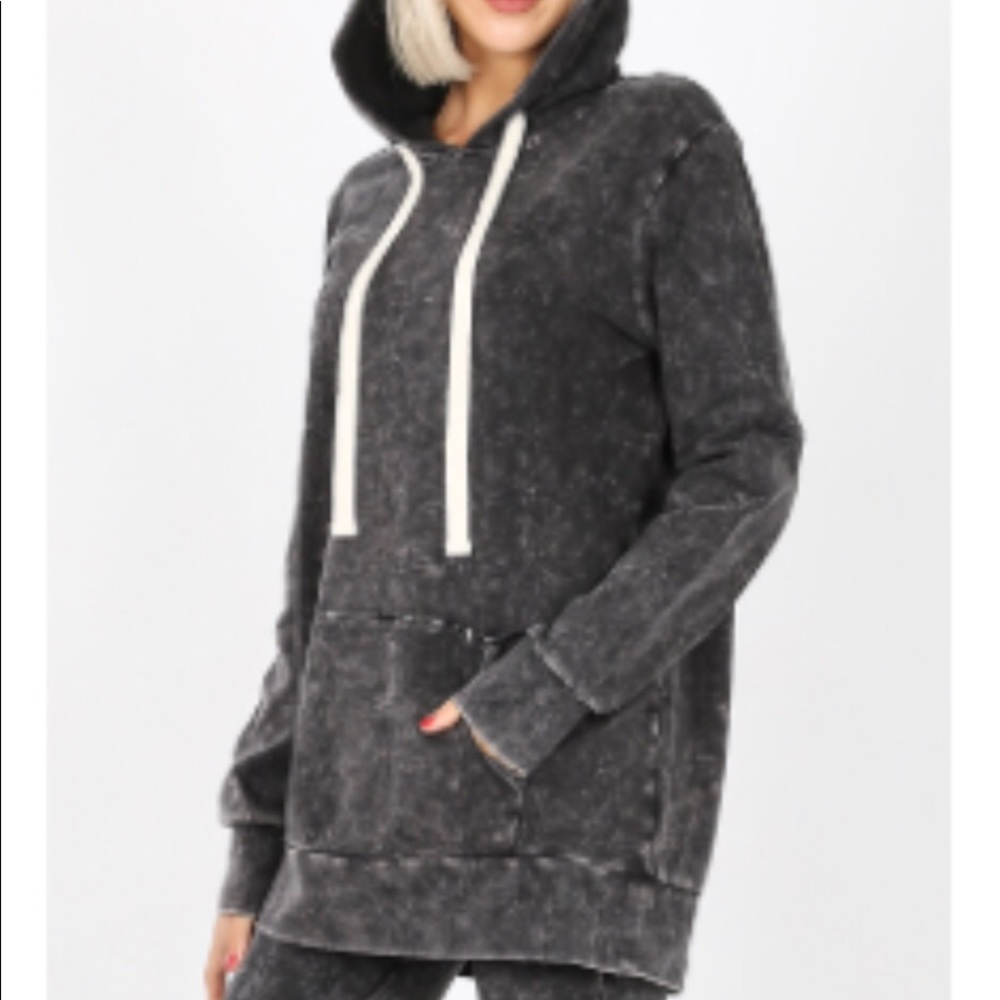 Mineral washed hoodie